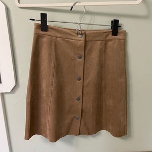 Aritzia Wilfred Free Skirt